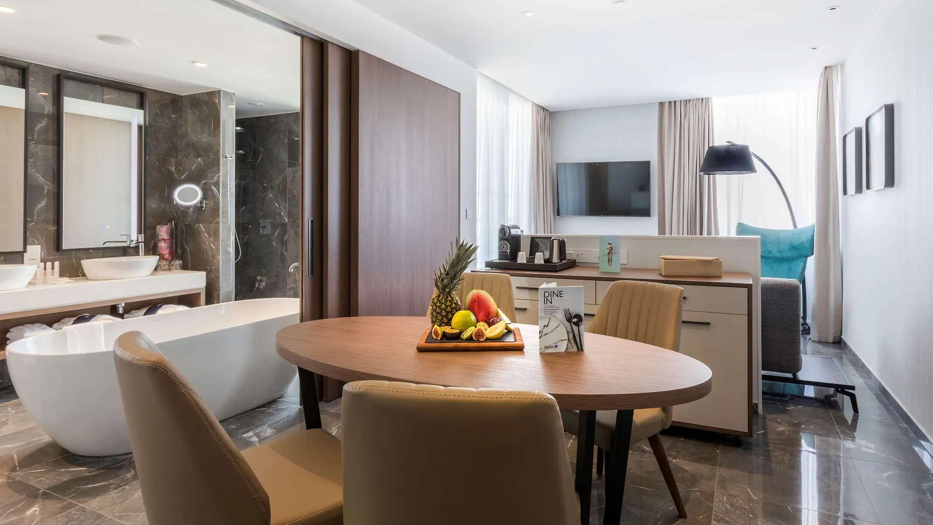 Hotel Radisson Blu Hotel, Larnaca