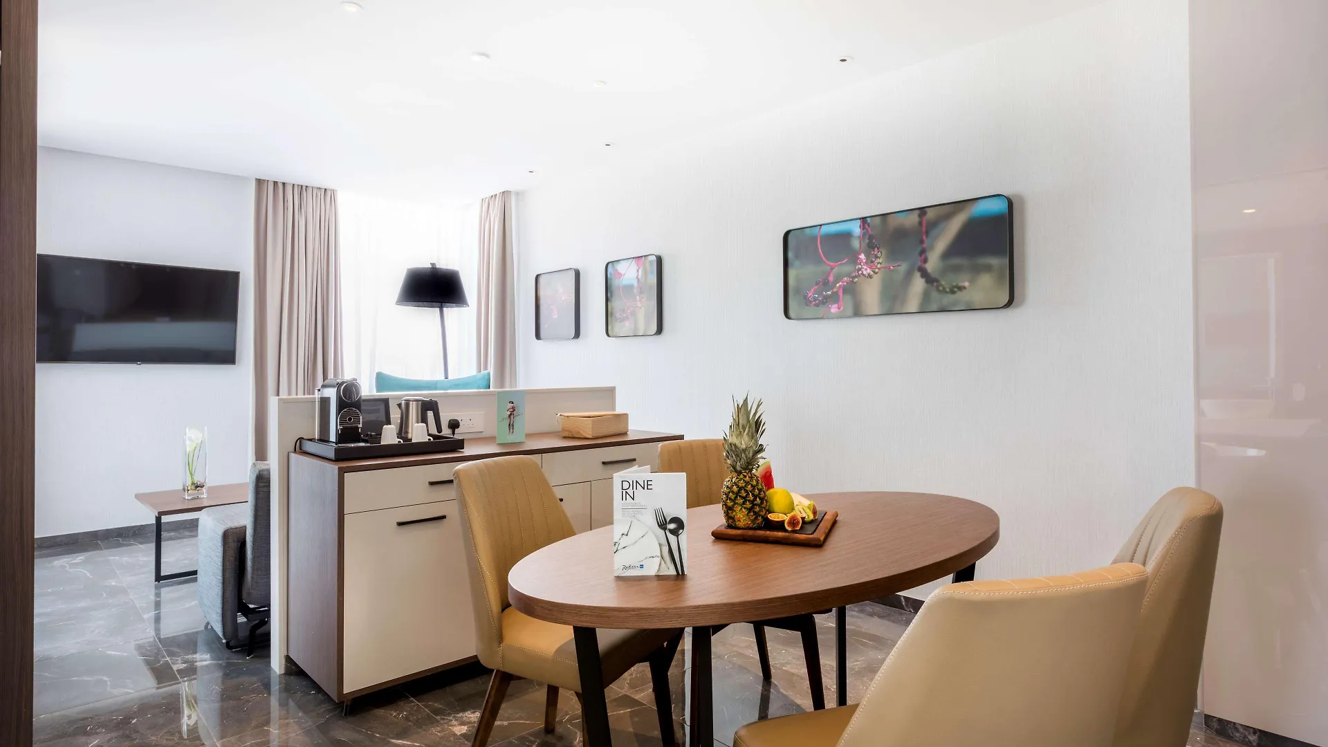 Radisson Blu Hotel, Larnaca Hotel