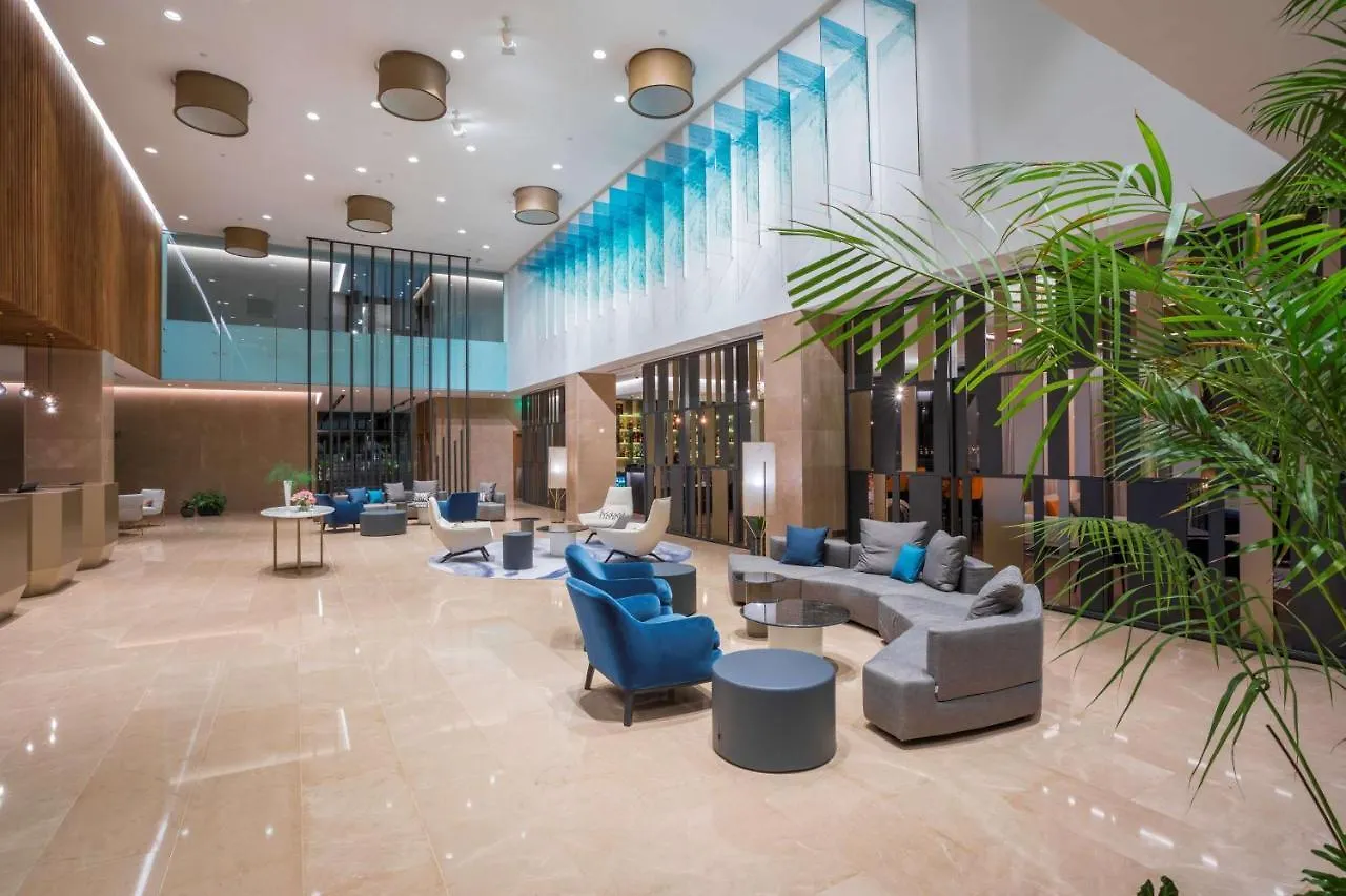 Radisson Blu Hotel, Larnaca Hotel